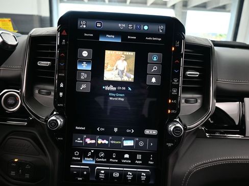 Used 2026 RAM 2500 Limited image 31