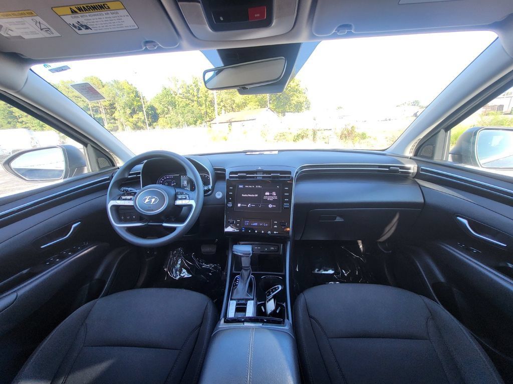 Used 2024 Hyundai Tucson SEL AWD/4WD image 14