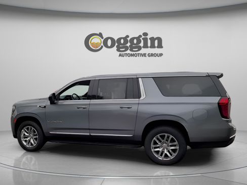 Used 2022 GMC Yukon XL SLT image 6