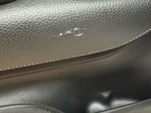 Used 2018 Volvo XC90 T6 Momentum w/ Convenience Package image 7