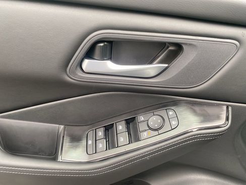 New 2026 Nissan Rogue SV image 11