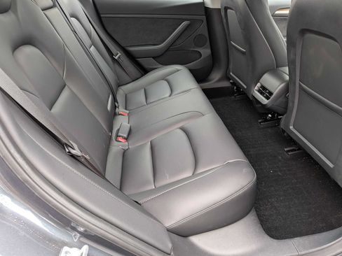Used 2023 Tesla Model 3 Standard Range RWD image 19