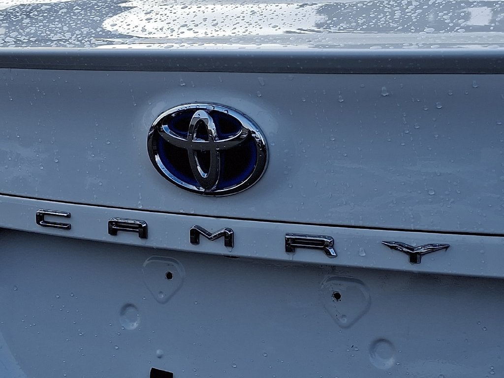 Used 2022 Toyota Camry SE FWD image 29