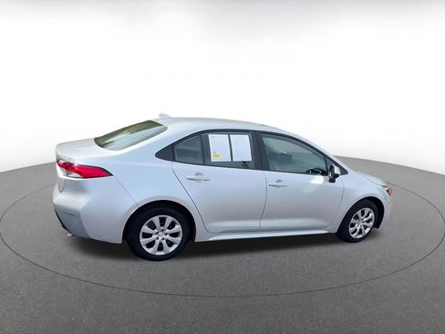Used 2025 Toyota Corolla LE image 15