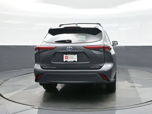 Used 2022 Toyota Highlander Limited image 6