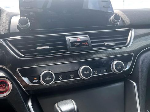 Used 2018 Honda Accord Sport image 34