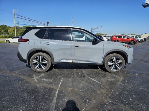 Used 2021 Nissan Rogue SL w/ Premium Package image 31
