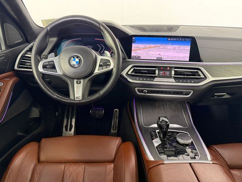 Used 2020 BMW X7 xDrive40i w/ M Sport Package AWD/4WD image 32