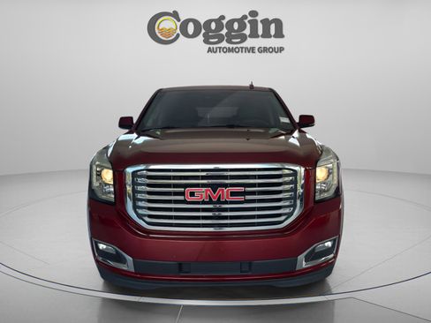Used 2017 GMC Yukon SLT w/ Premium Edition AWD/4WD image 9