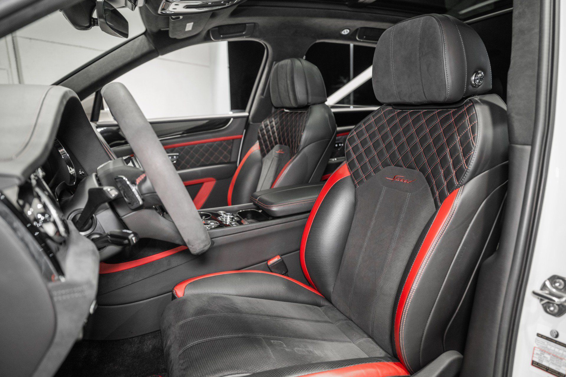 Used 2021 Bentley Bentayga Speed AWD/4WD image 9