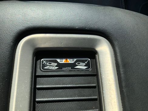 Used 2019 GMC Yukon XL Denali w/ Open Road Package image 31