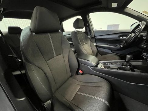 Used 2025 Honda Accord Sport image 9