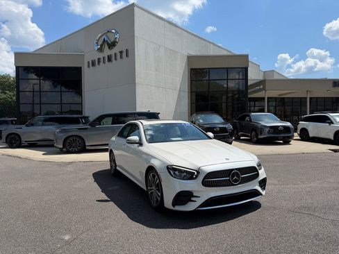 Used 2023 Mercedes-Benz E 350 Sedan image 1