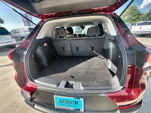 Used 2025 Chevrolet TrailBlazer LS w/ LS Convenience Package FWD image 24