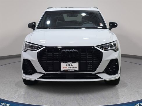 Certified 2025 Audi Q3 2.0T Premium Plus w/ Premium Plus Package image 3