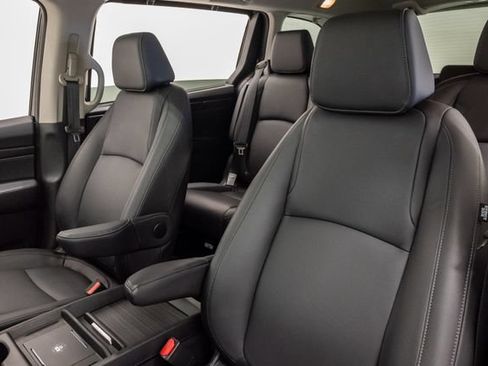 Used 2025 Honda Odyssey EX-L image 12
