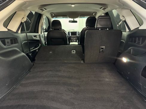 Used 2018 Ford Edge SEL w/ Equipment Group 201A image 34