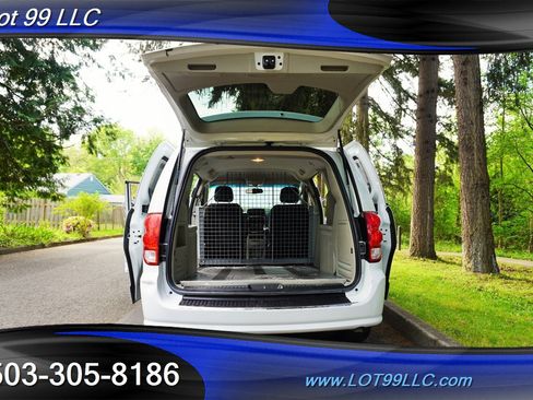 Used 2014 RAM C/V Tradesman w/ UConnect Hands-Free Group FWD image 34