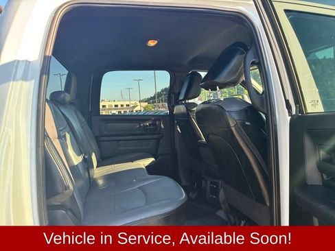 Used 2024 RAM 2500 Tradesman w/ Chrome Appearance Group AWD/4WD image 10