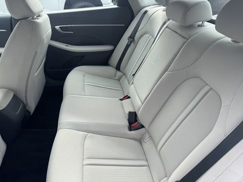 Used 2025 Hyundai Sonata SEL image 12
