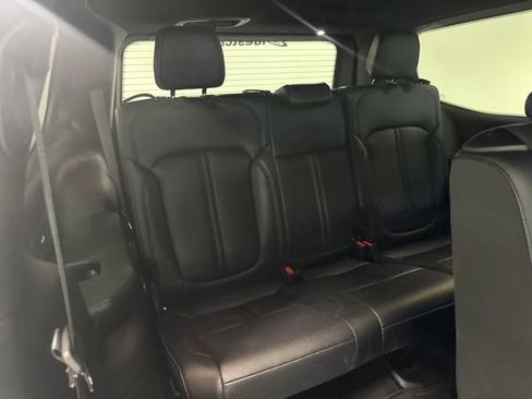 Used 2022 Jeep Wagoneer Series II AWD/4WD image 35