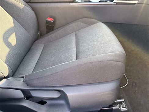 Used 2025 Toyota Camry LE image 11