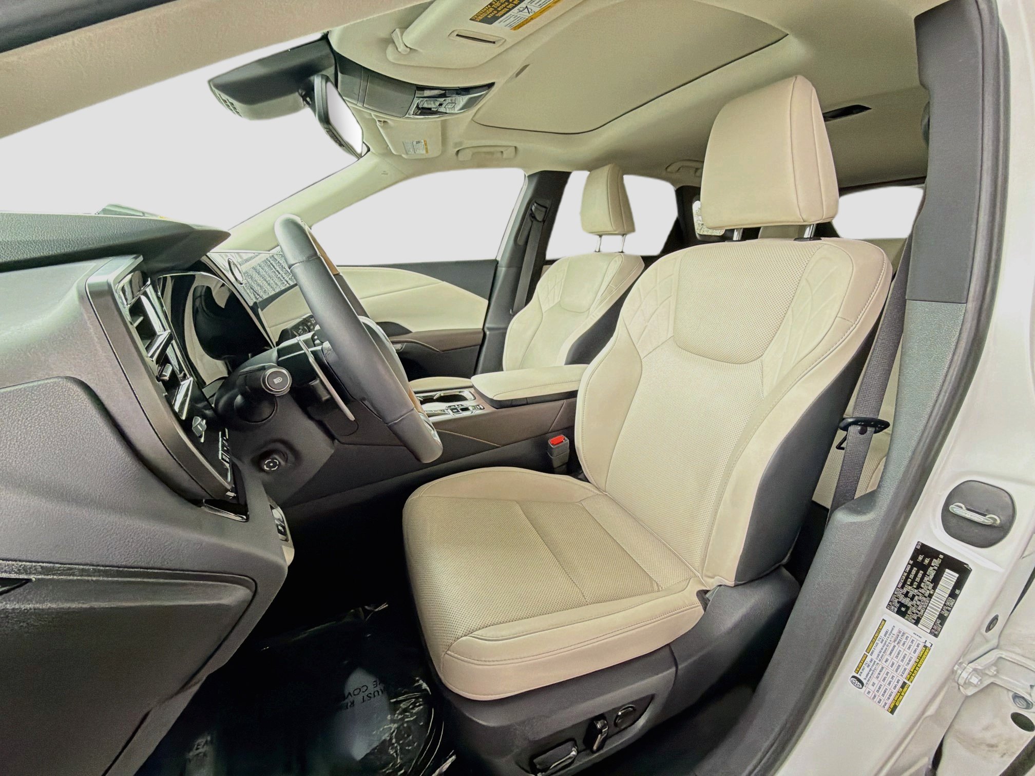 Used 2024 Lexus RX 350 Premium w/ Accessory Package (Z1) AWD/4WD image 13