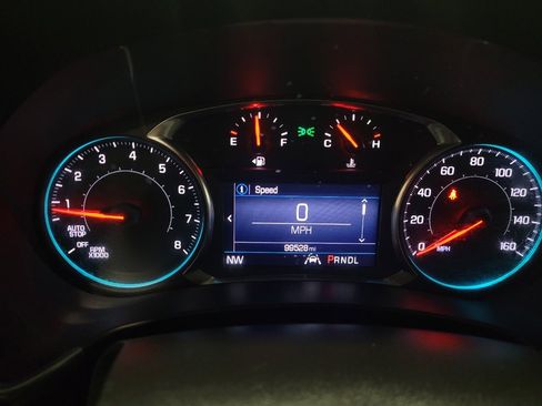 Used 2021 Chevrolet Equinox LT image 23