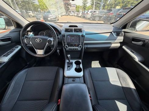Used 2013 Toyota Camry SE FWD image 13