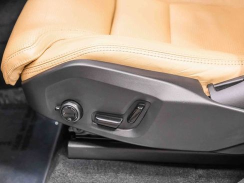 Used 2021 Volvo XC90 T6 Inscription w/ Advanced Package image 22