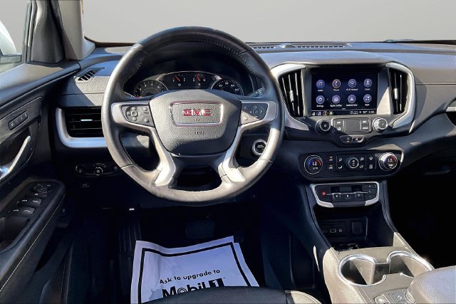 Used 2024 GMC Terrain SLT w/ LPO, Floor Liner Package FWD image 5