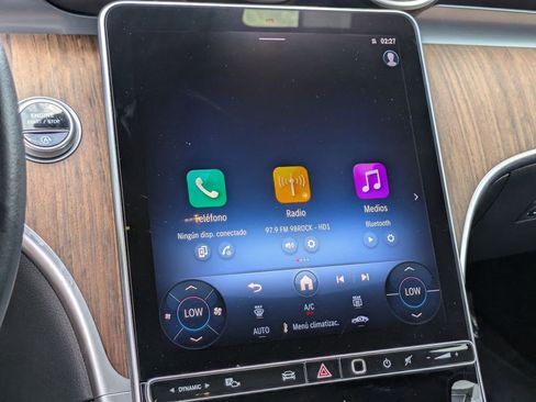 Used 2025 Mercedes-Benz C 300 4MATIC Sedan image 18