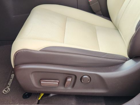 Used 2019 Lexus RX 350 FWD w/ Navigation Package image 24