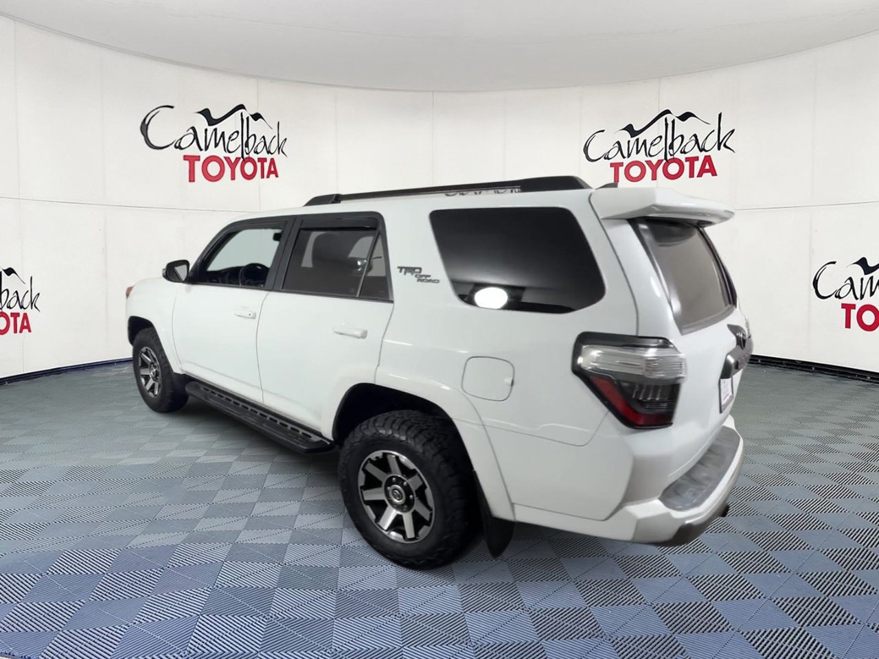 Used 2023 Toyota 4Runner TRD Off-Road Premium w/ Off Road Premium Plus Package AWD/4WD image 9
