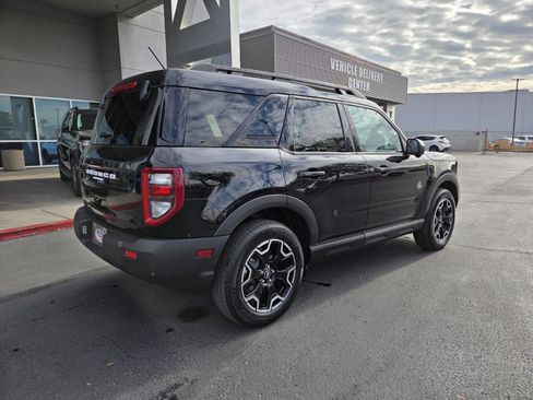 Certified 2025 Ford Bronco Sport Outer Banks w/ Outer Banks Tech Package+ image 6