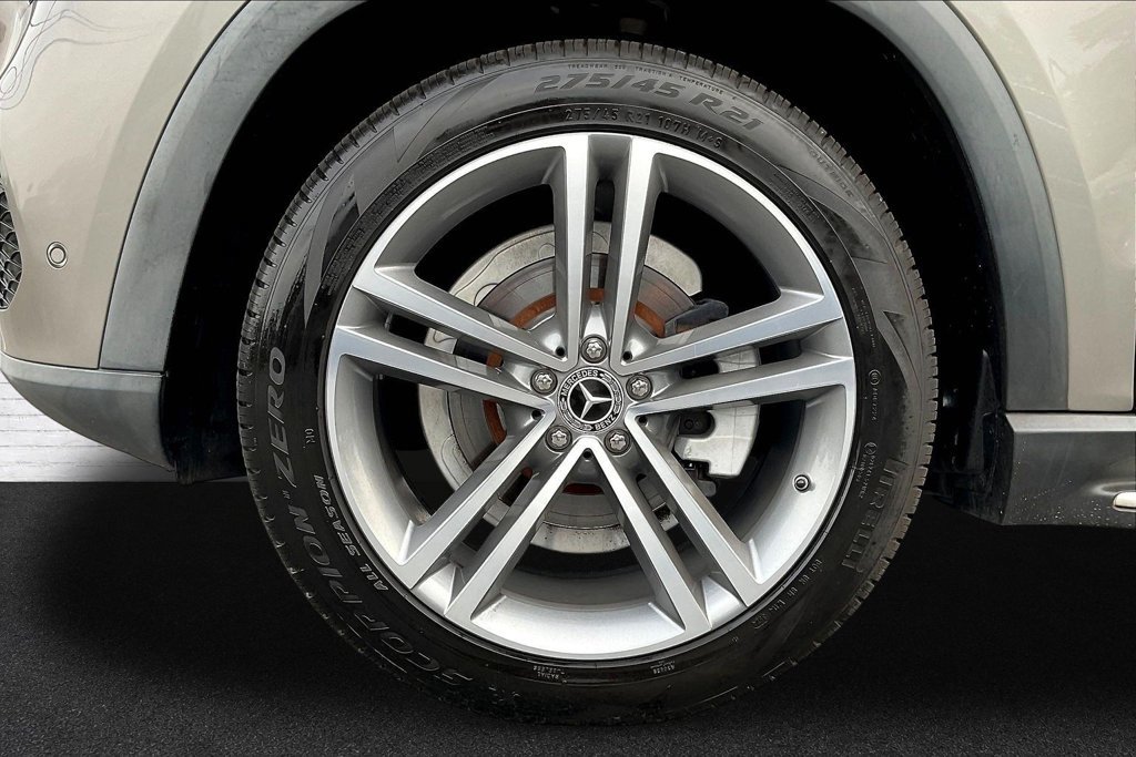 Used 2022 Mercedes-Benz GLE 350 4MATIC w/ Premium Package image 31