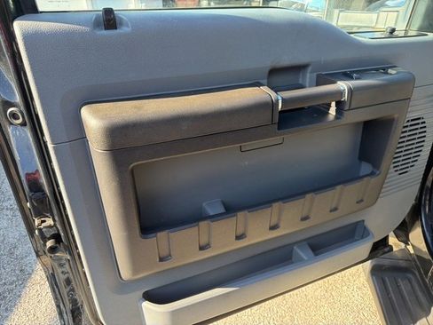 Used 2012 Ford F550 4x4 Regular Cab Super Duty w/ Payload Upgrade Pkg image 10