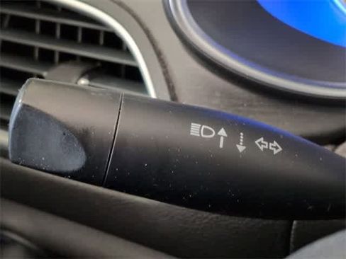 Used 2015 Chrysler 200 Limited image 25