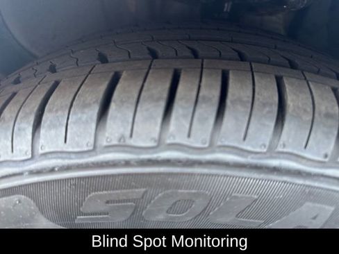 Used 2025 Nissan Altima 2.5 SV FWD image 11