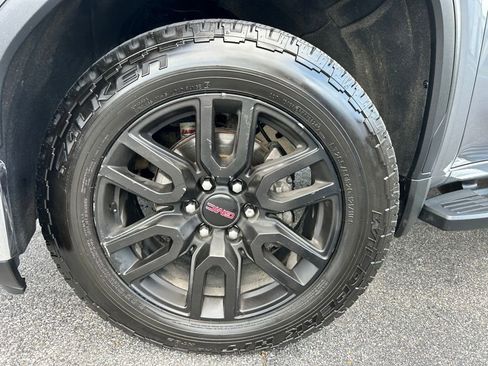 Used 2021 GMC Sierra 1500 SLT w/ SLT Premium Package AWD/4WD image 40