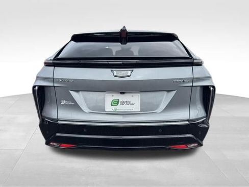Used 2024 Cadillac Lyriq Tech image 7
