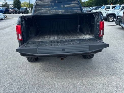 Used 2018 Ford F150 Lariat w/ Equipment Group 501A Mid AWD/4WD image 5