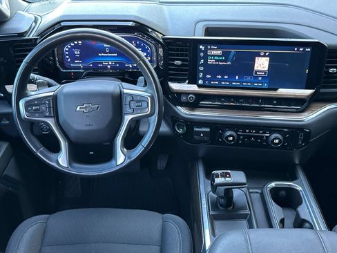 Used 2023 Chevrolet Silverado 1500 RST AWD/4WD image 13