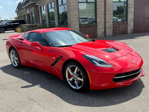 Used 2015 Chevrolet Corvette Stingray Coupe w/ Battery Protection Package RWD image 3