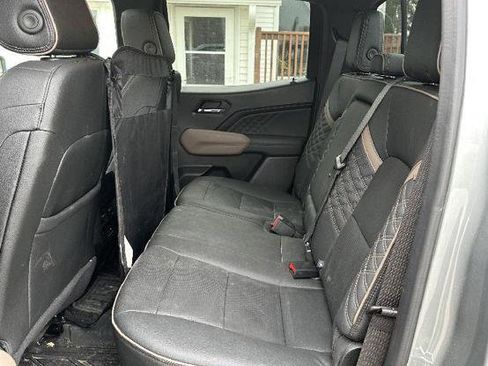 Used 2023 GMC Canyon Denali AWD/4WD image 8