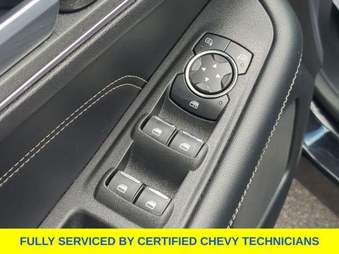 Used 2022 Ford Edge Titanium AWD/4WD image 22