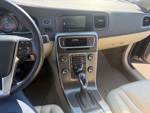 Used 2014 Volvo S60 T5 w/ Climate Package image 14