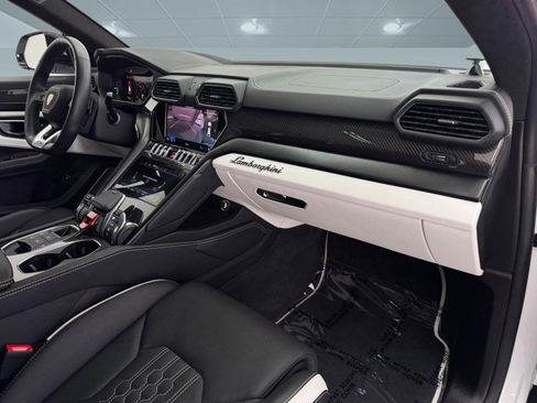 Used 2024 Lamborghini Urus S image 21