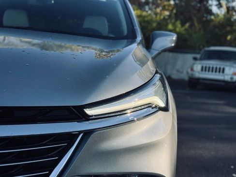 Used 2023 Buick Enclave Essence w/ Experience Buick Package image 7