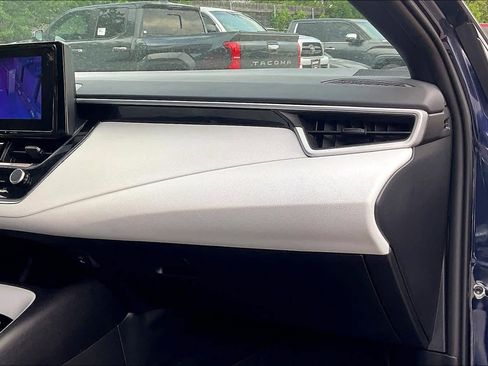 Used 2026 Toyota Corolla SE image 17